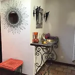 Aux Anges Gardiens Bed & Breakfast 4*