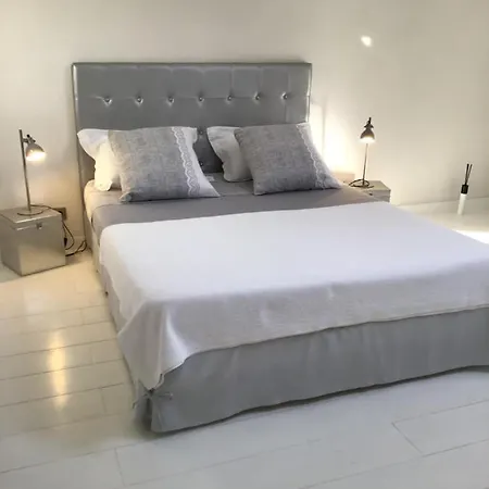 Bed and breakfast Aux Anges Gardiens 4*