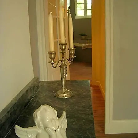Aux Anges Gardiens Bed & Breakfast