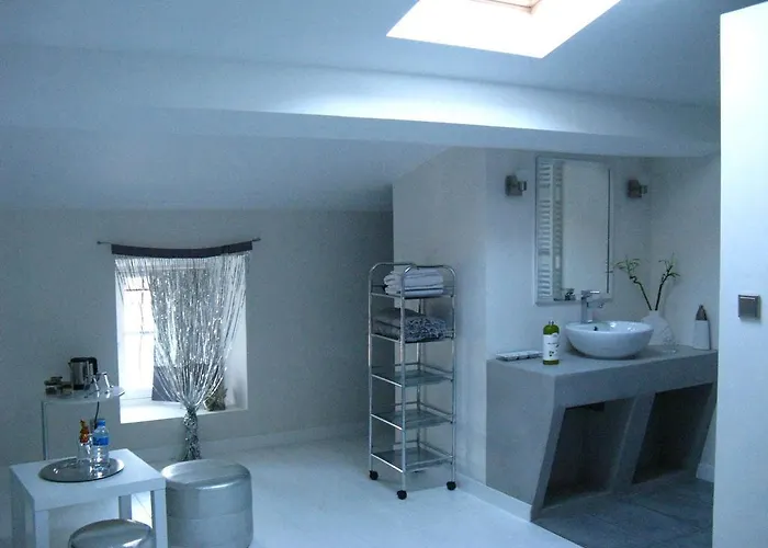 Bed & Breakfast Aux Anges Gardiens 4*