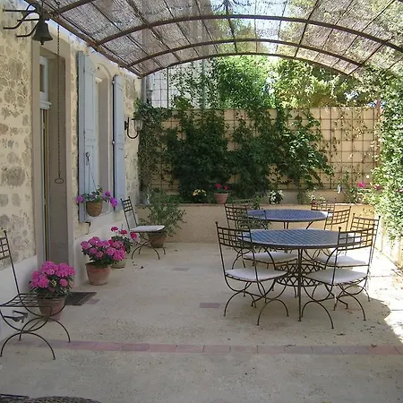 فندق مبيت وإفطار Aux Anges Gardiens